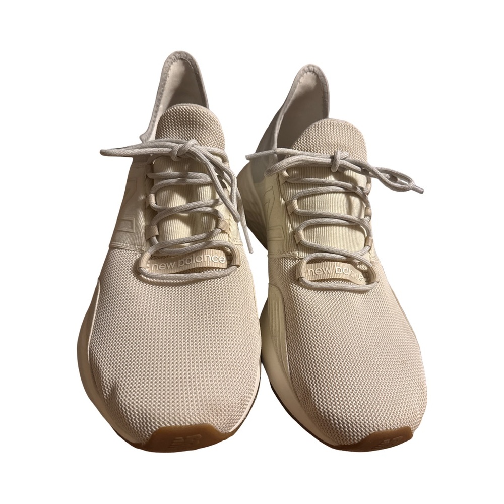 New Balance - Picture 4 of 11